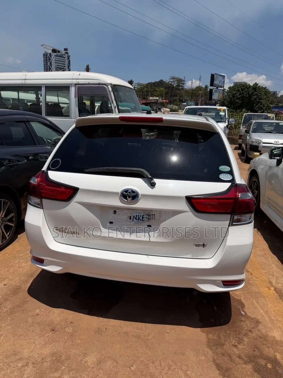 Toyota Corolla Fielder 2017 White