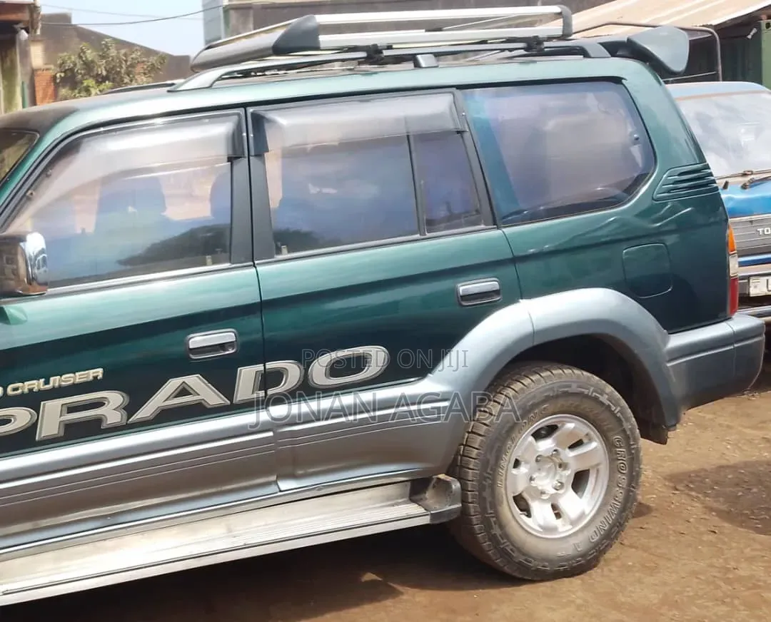 Toyota Land Cruiser Prado 2002 Green