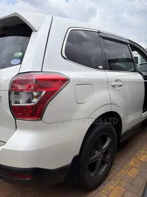 Subaru Forester 2013 White