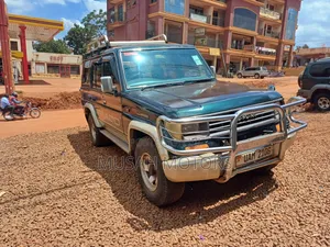 Toyota Land Cruiser 1998 Green