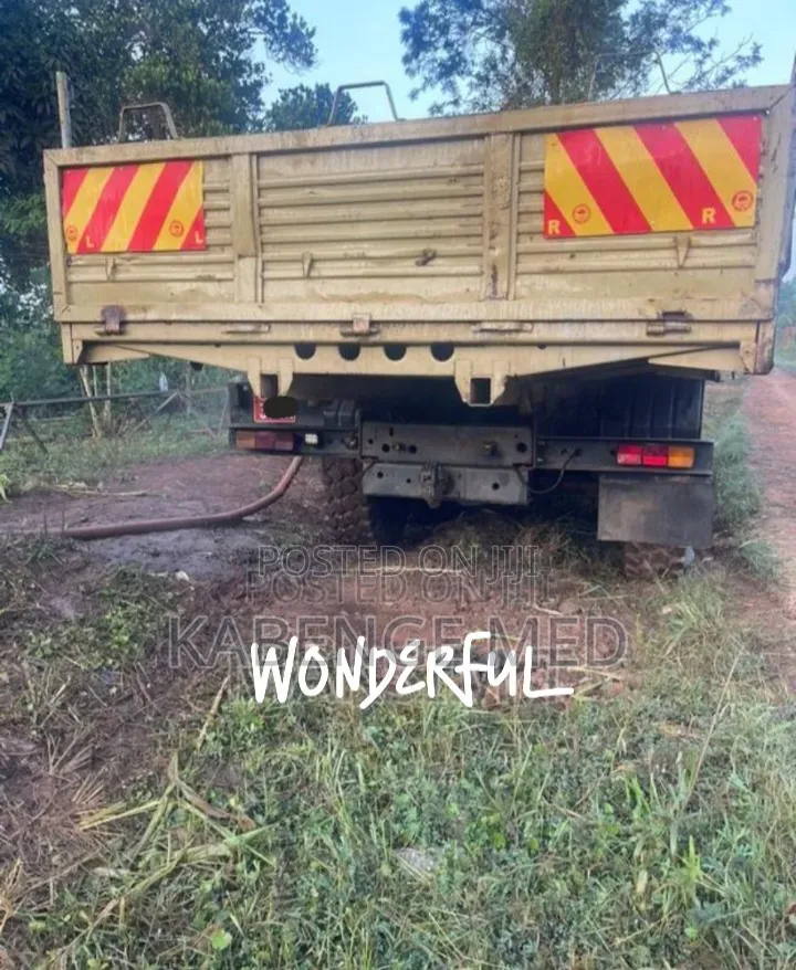 Truck Mounted Crane
