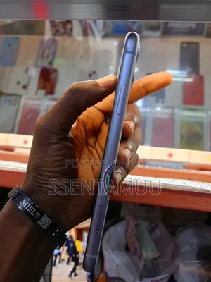 Apple iPhone 11 64 GB Purple