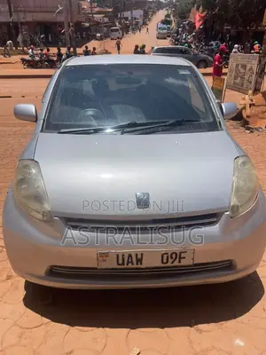 Toyota Passo 2007 Silver