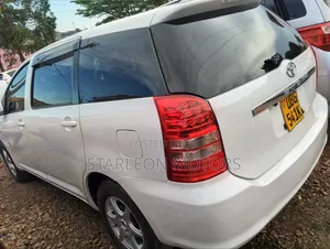Toyota Wish 2007 White