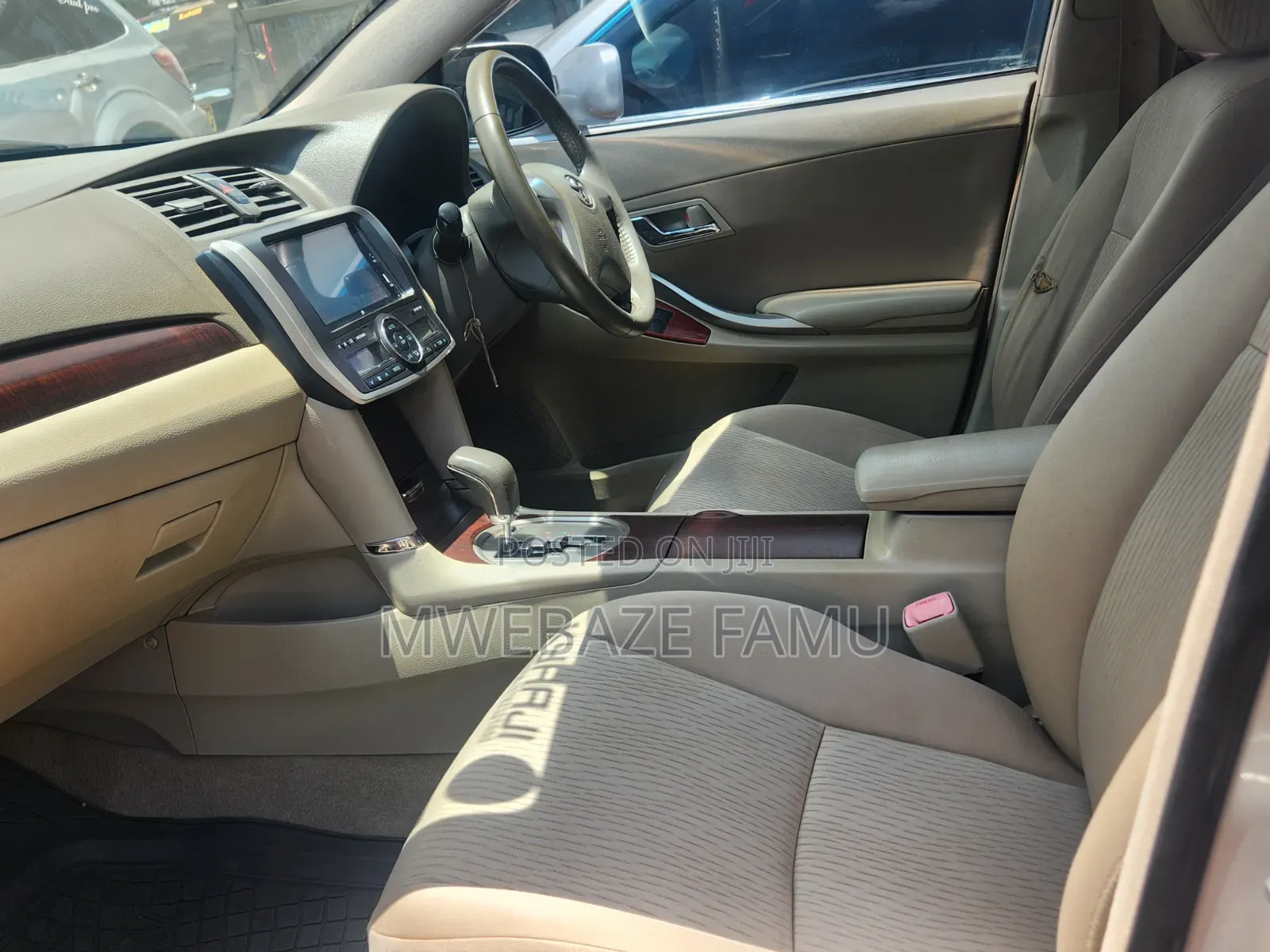 Toyota Premio 2010 Silver