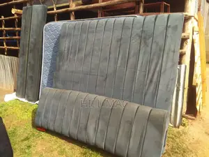 Bed 5 X 6 Grey
