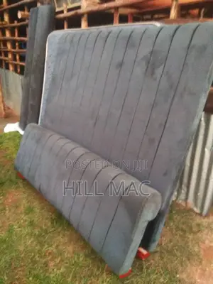 Bed 5 X 6 Grey