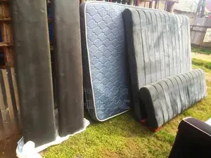 Bed 5 X 6 Grey