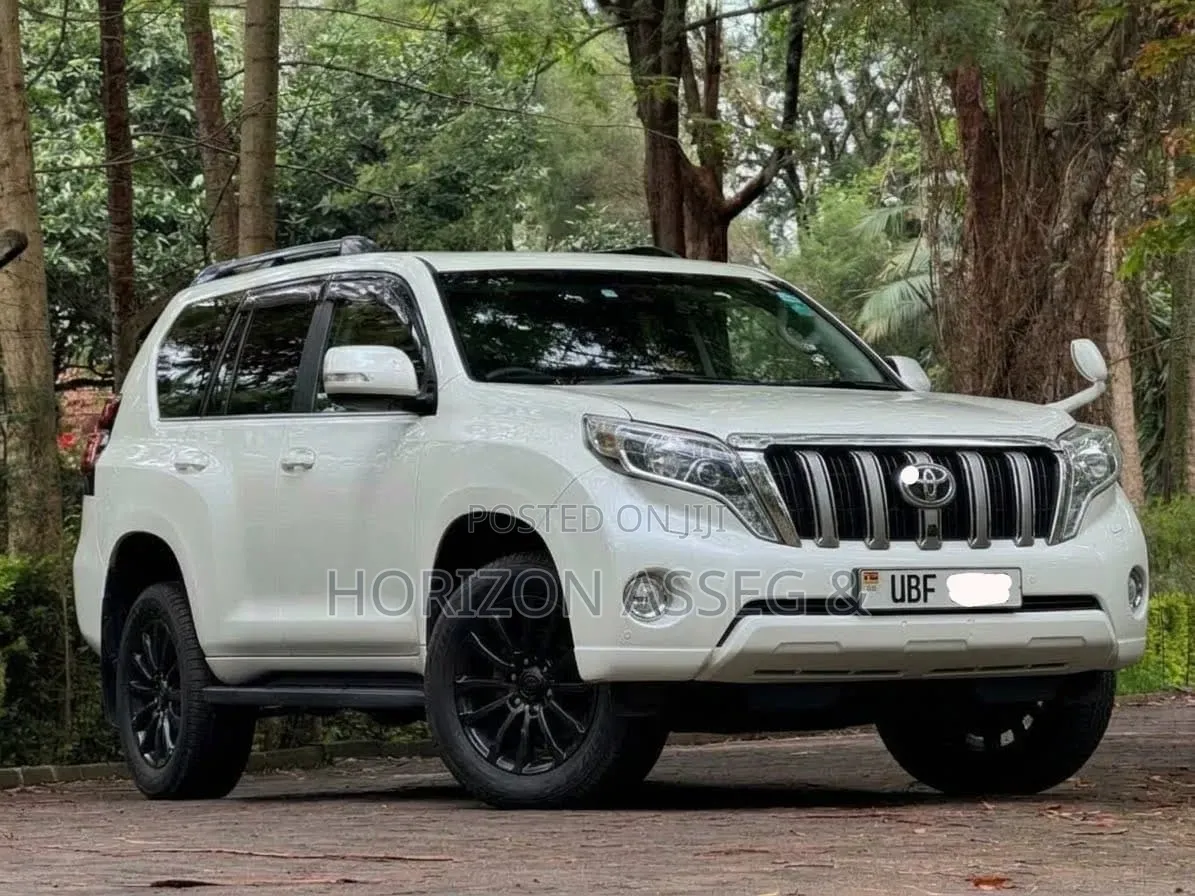 Toyota Land Cruiser Prado 3.0 D-4D (172 Hp) 2015 Off white
