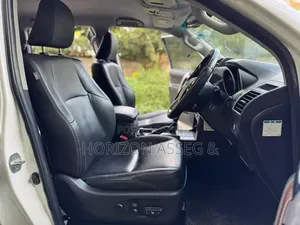 Toyota Land Cruiser Prado 3.0 D-4D (172 Hp) 2015 Off white