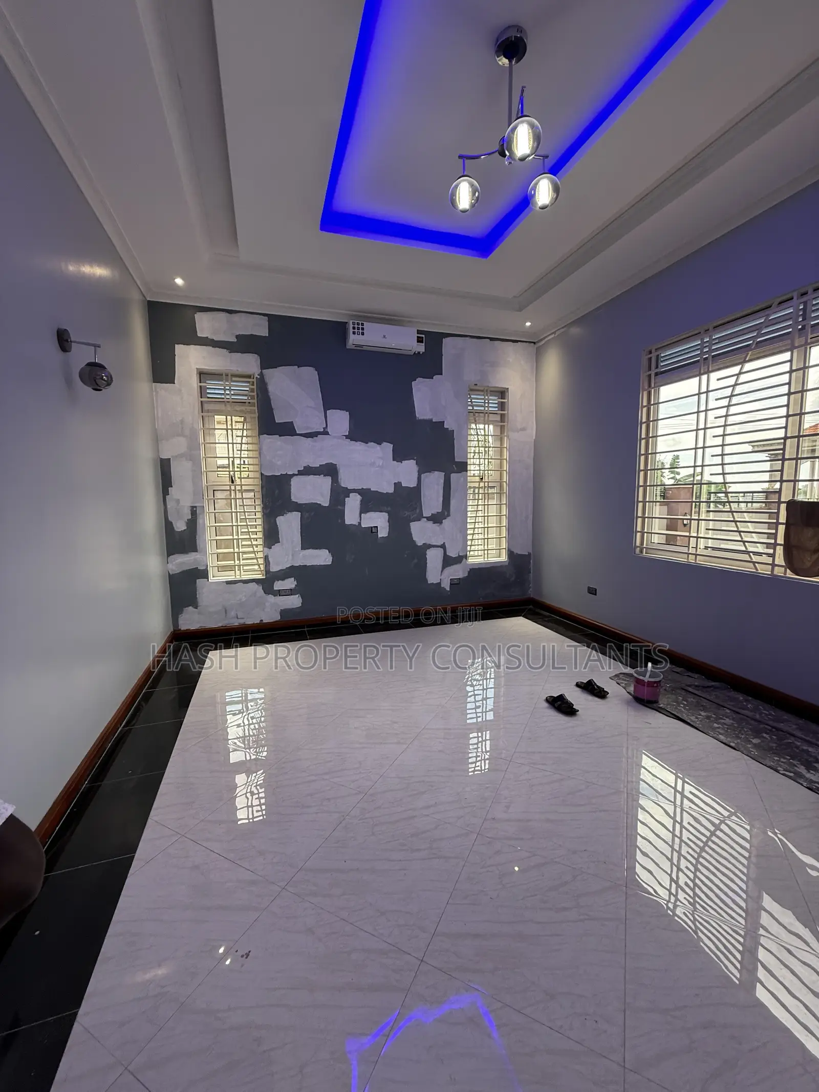 5bdrm House in Akright City, Central Division for sale