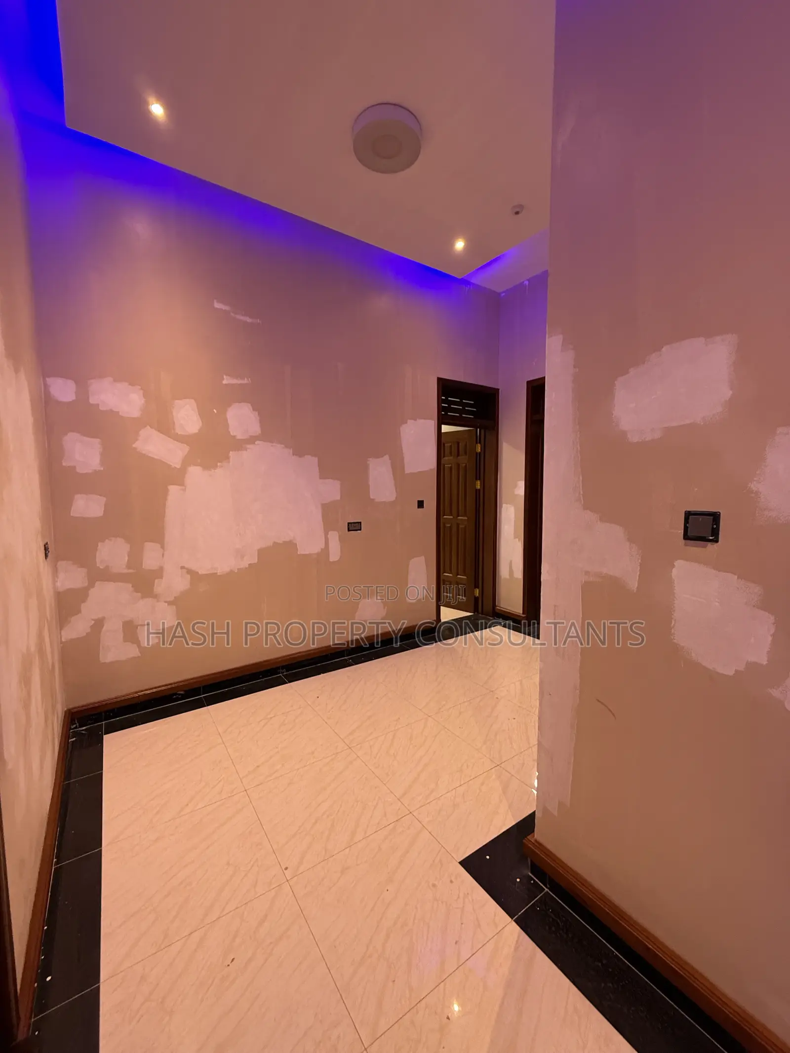 5bdrm House in Akright City, Central Division for sale