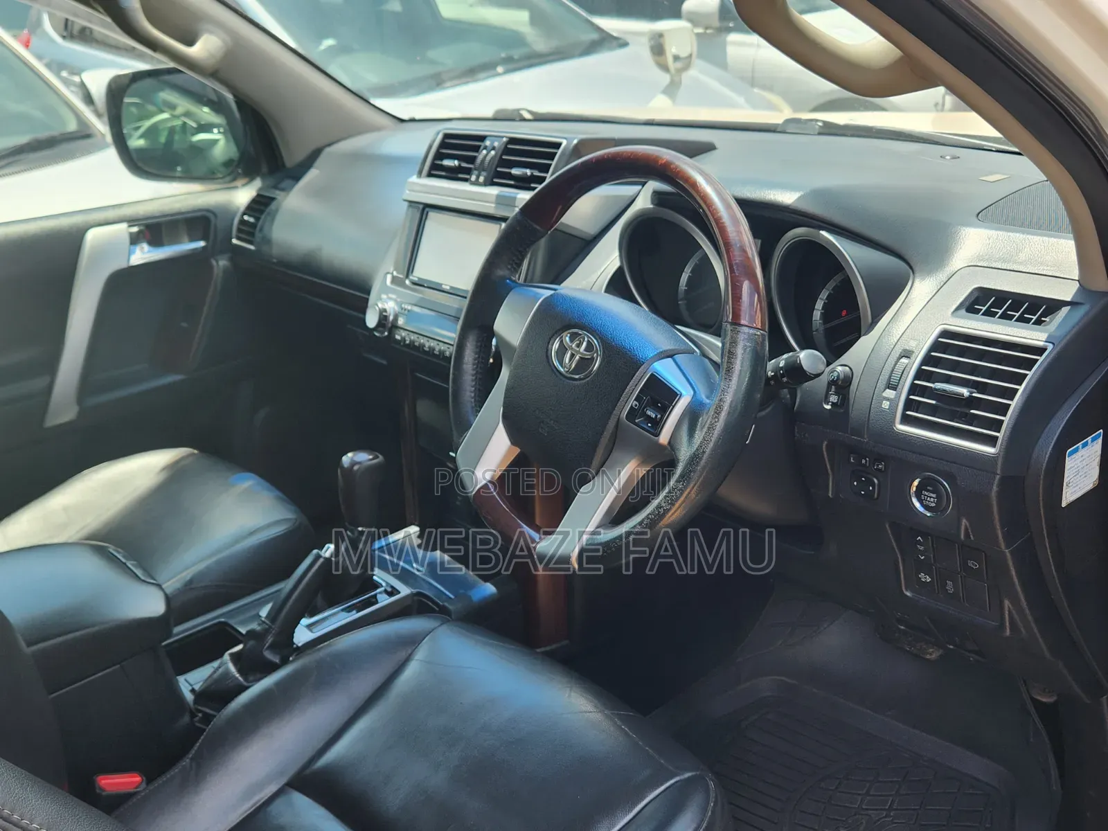Toyota Land Cruiser Prado 2015