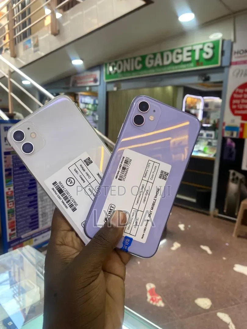 Apple iPhone 11 64 GB Purple