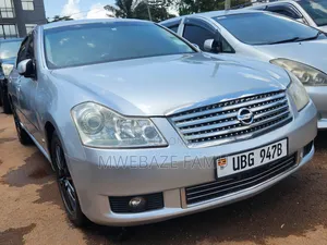 Nissan Fuga 2007