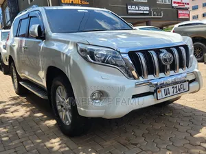 Toyota Land Cruiser Prado 2017 White