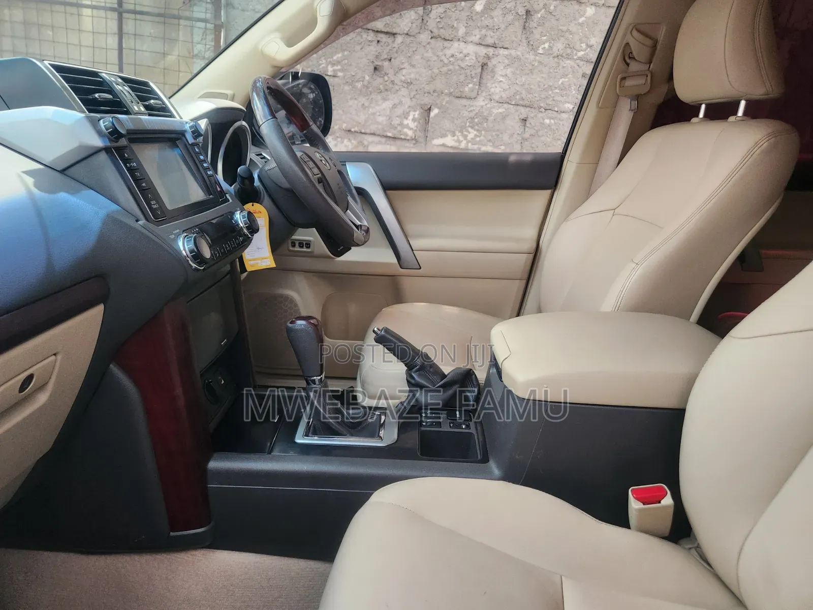 Toyota Land Cruiser Prado 2017 White