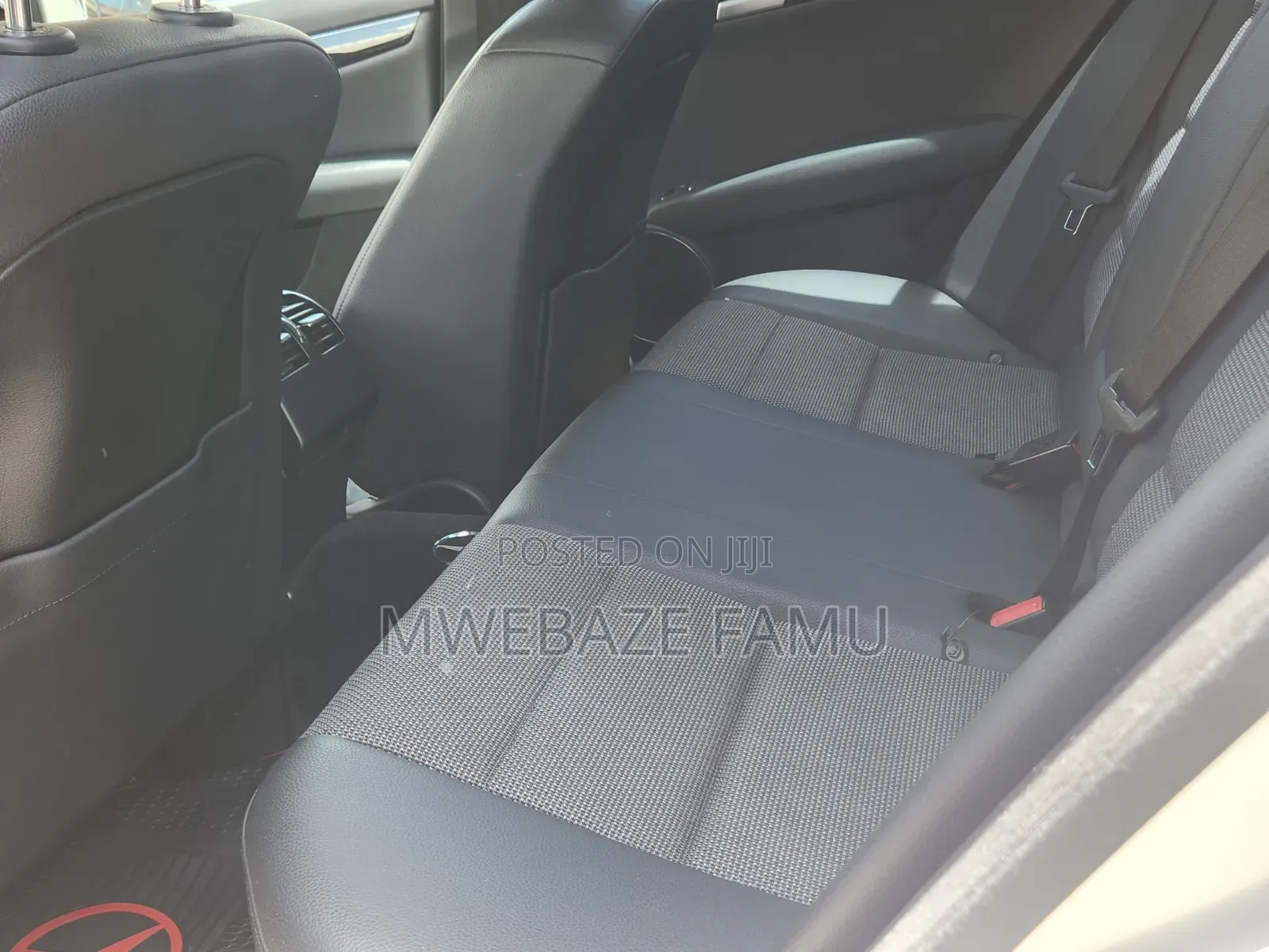 Mercedes-Benz C180 2012 White