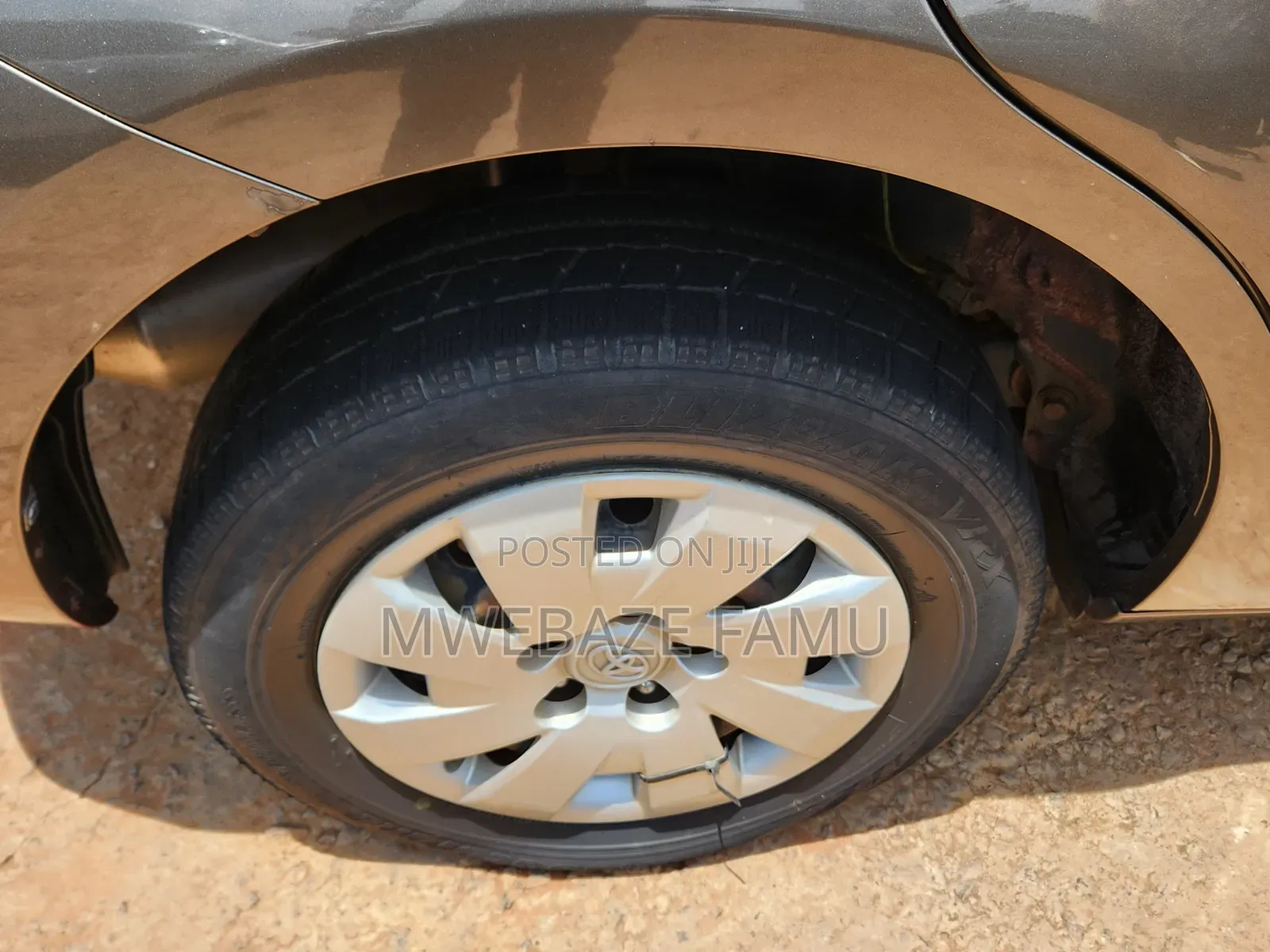 Toyota Corolla Rumion 2011 Gray