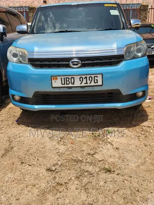 Toyota Corolla Rumion 2010 Blue