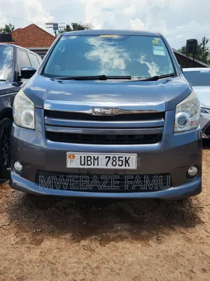 Toyota Noah 2008 Gray