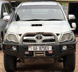 Toyota Hilux 3.0 D-4D Double Cab 4x4 Raider 2007 Silver