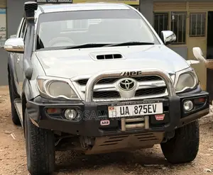Toyota Hilux 3.0 D-4D Double Cab 4x4 Raider 2007 Silver