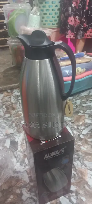 Flask That Keeps Hot and Warm Water