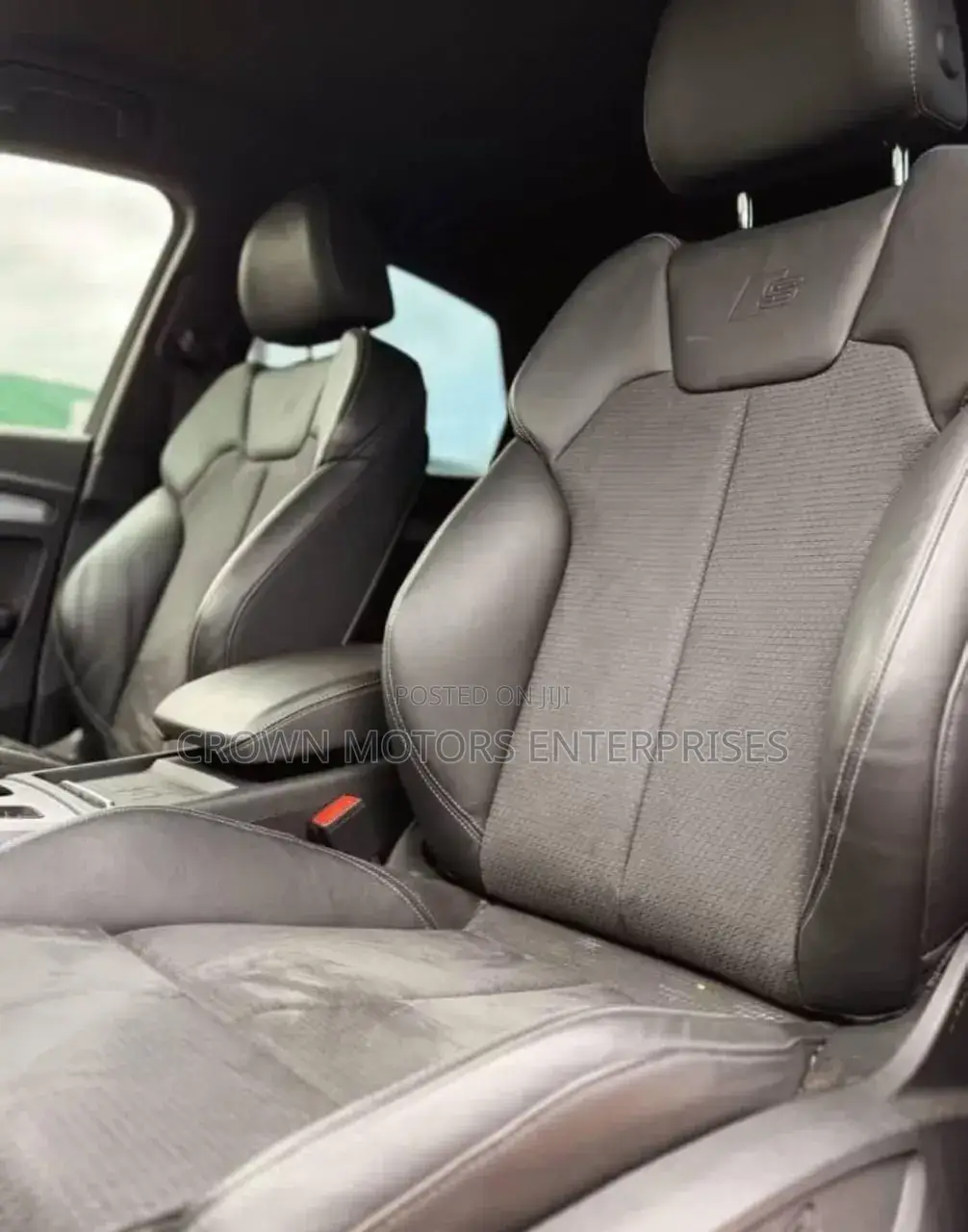 Audi Q5 2021 Gray