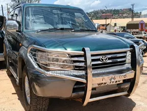 Toyota Land Cruiser Prado 3.0 TD 1999 Green