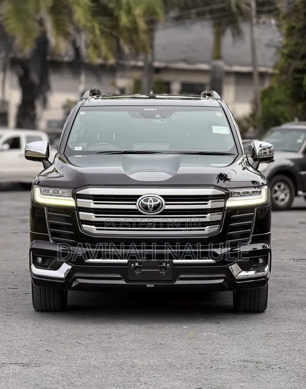 Toyota Land Cruiser LC300 2023 Black