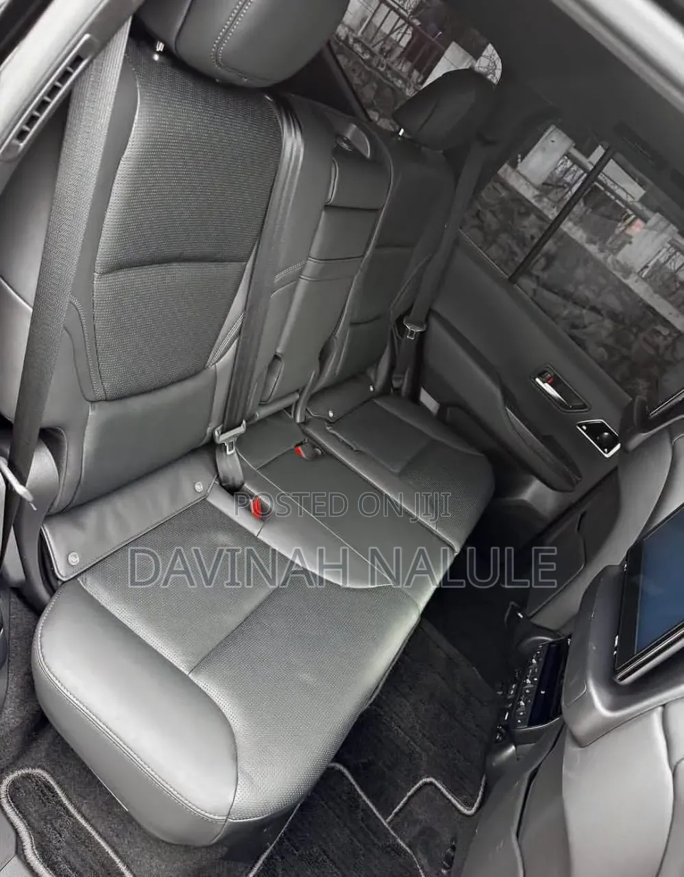 Toyota Land Cruiser LC300 2023 Black