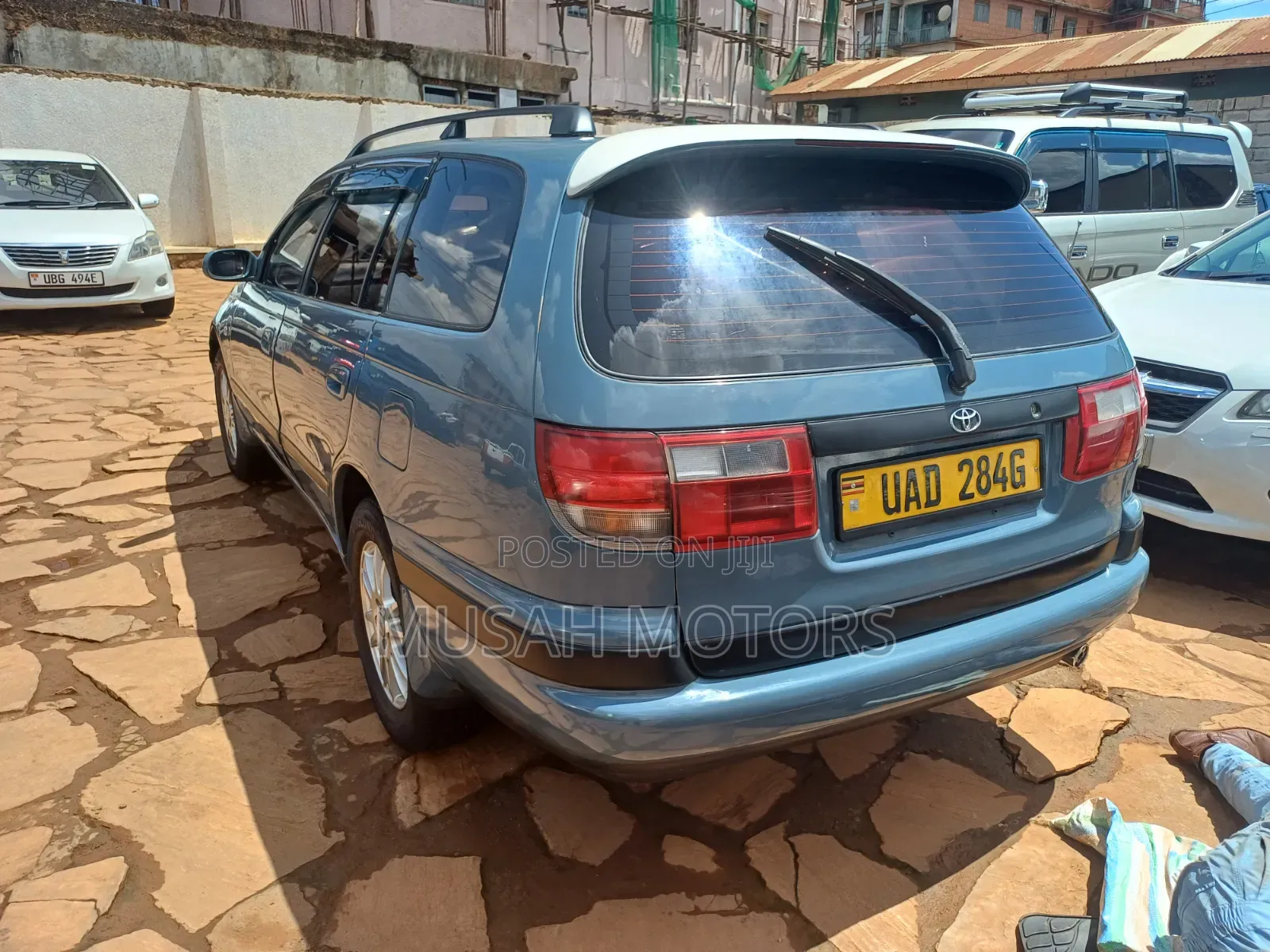 Toyota Caldina 1998 Gray