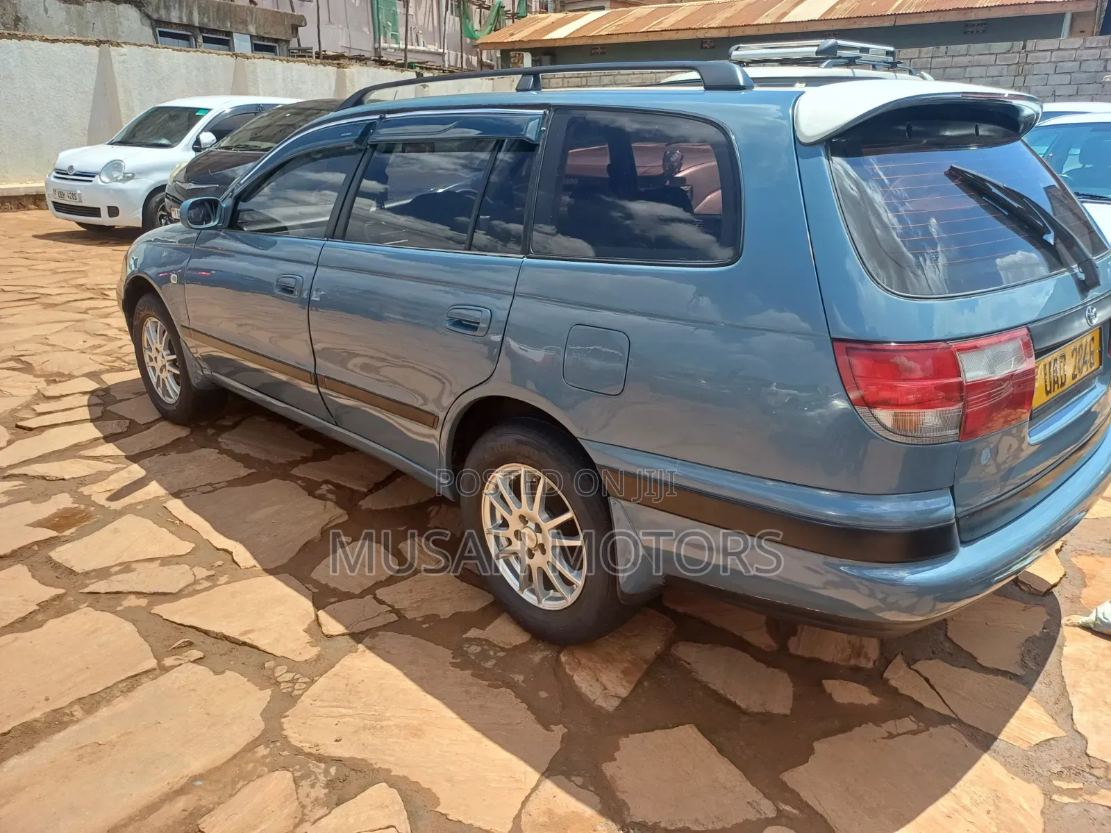 Toyota Caldina 1998 Gray