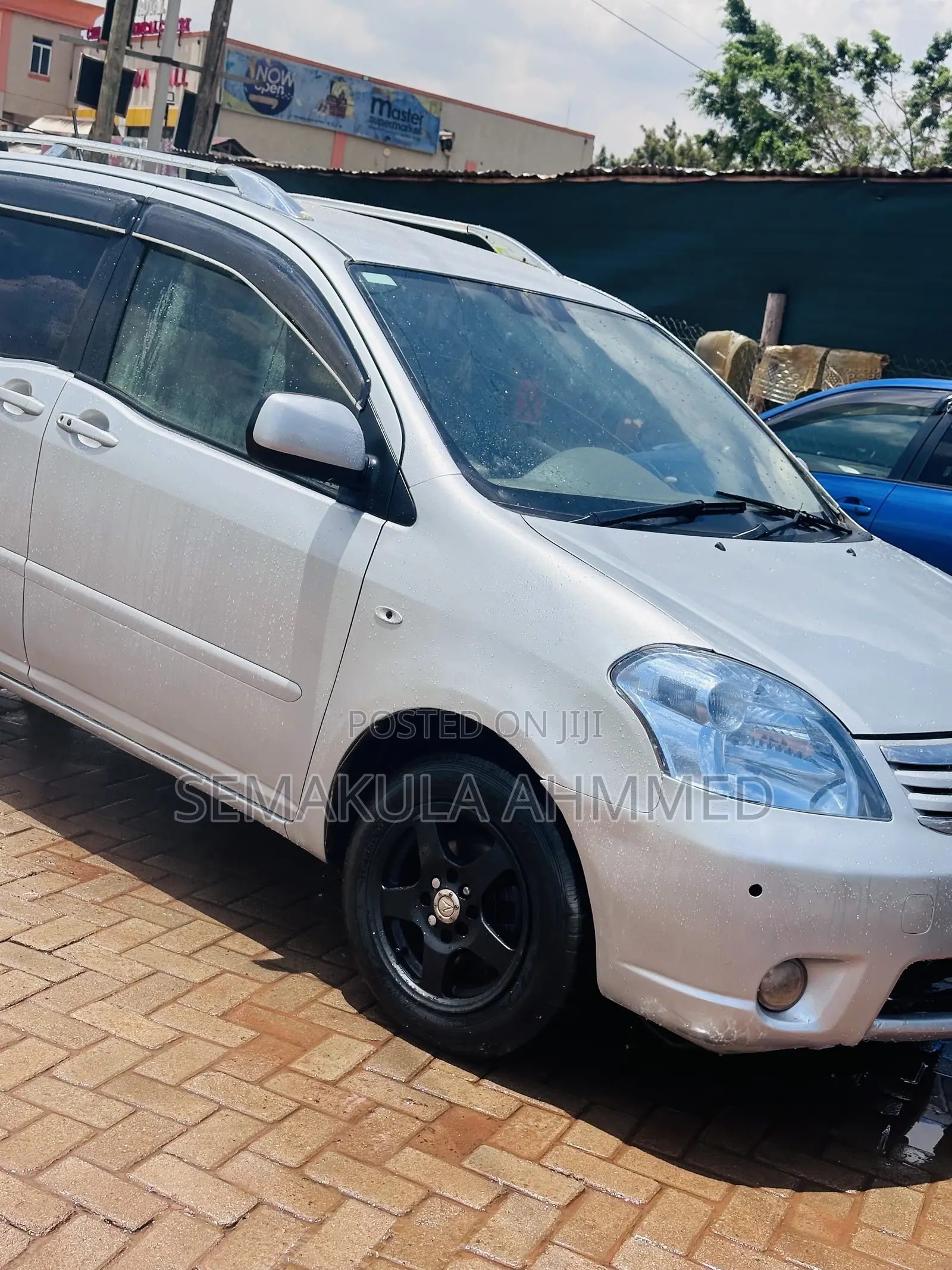 Toyota Raum 1.5 AWD 2011 Silver