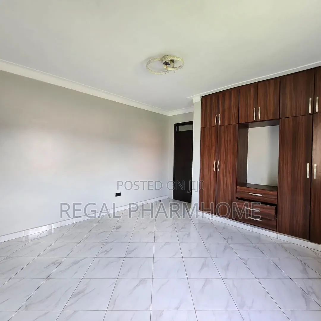 2bdrm Apartment in Mutungo, Central Division for rent