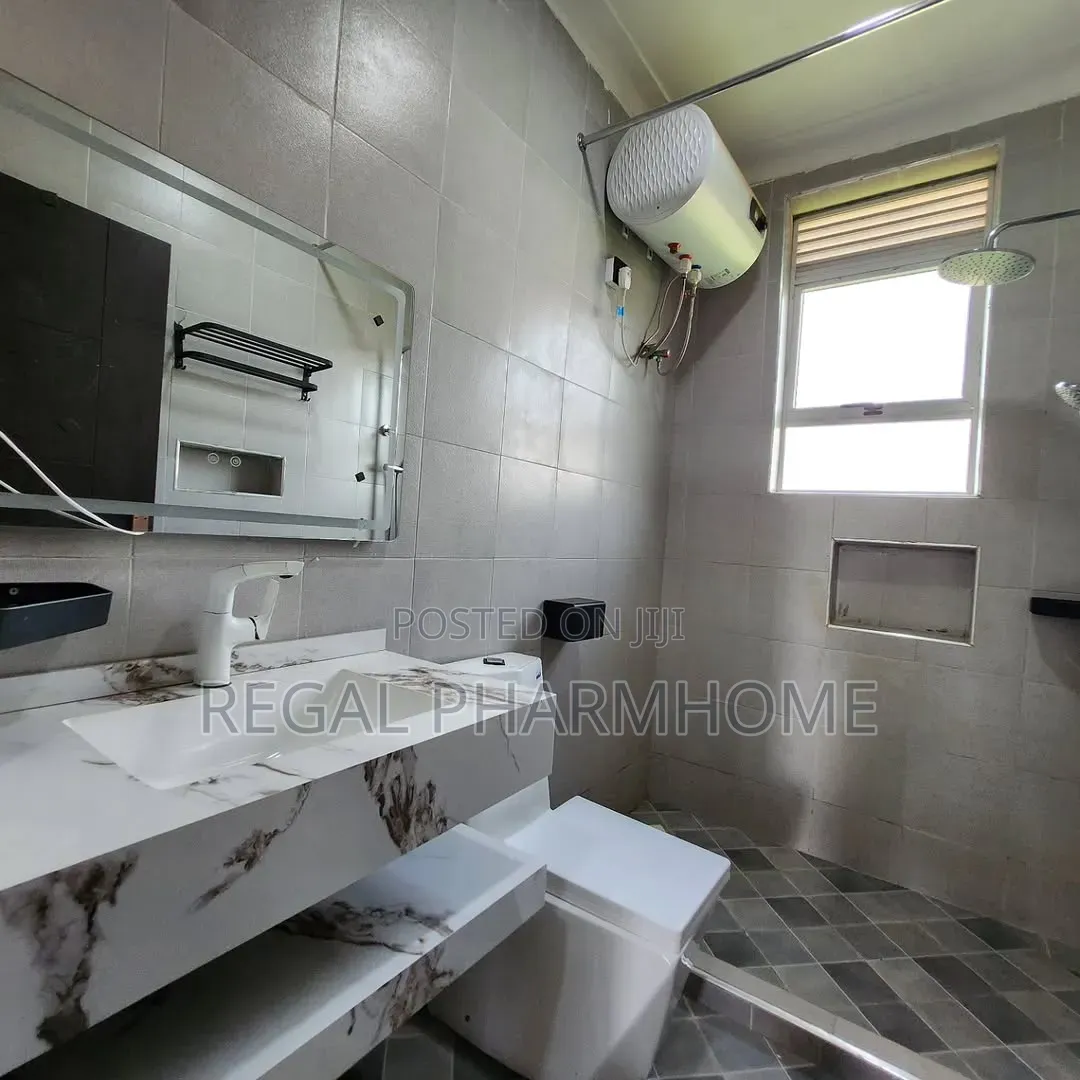 2bdrm Apartment in Mutungo, Central Division for rent