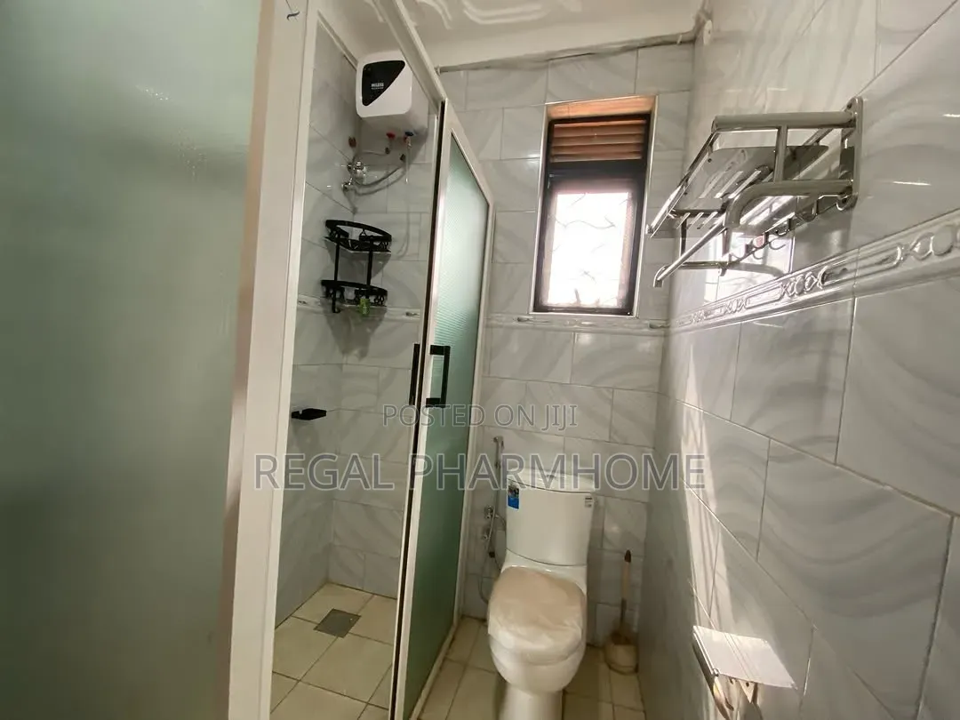 2bdrm Apartment in Mutungo, Central Division for rent