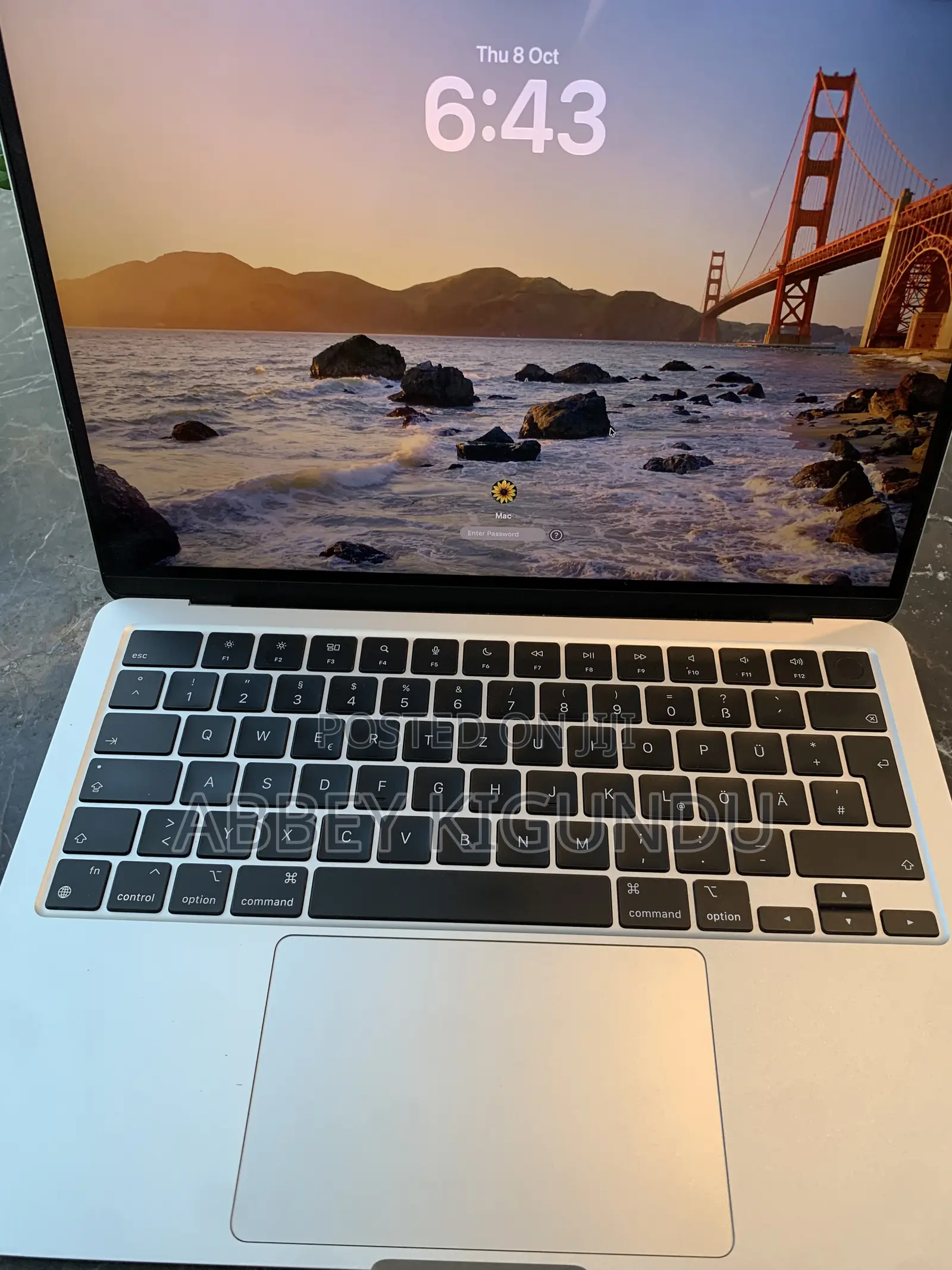 Laptop Apple MacBook Air 2024 M3 8GB Apple M3 SSD 256GB