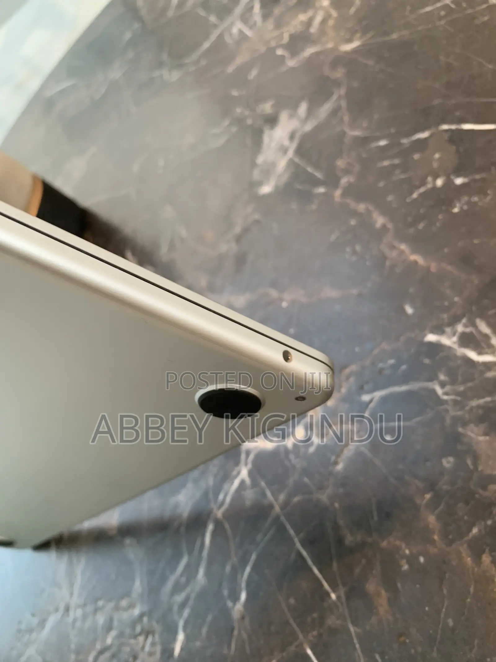 Laptop Apple MacBook Air 2024 M3 8GB Apple M3 SSD 256GB