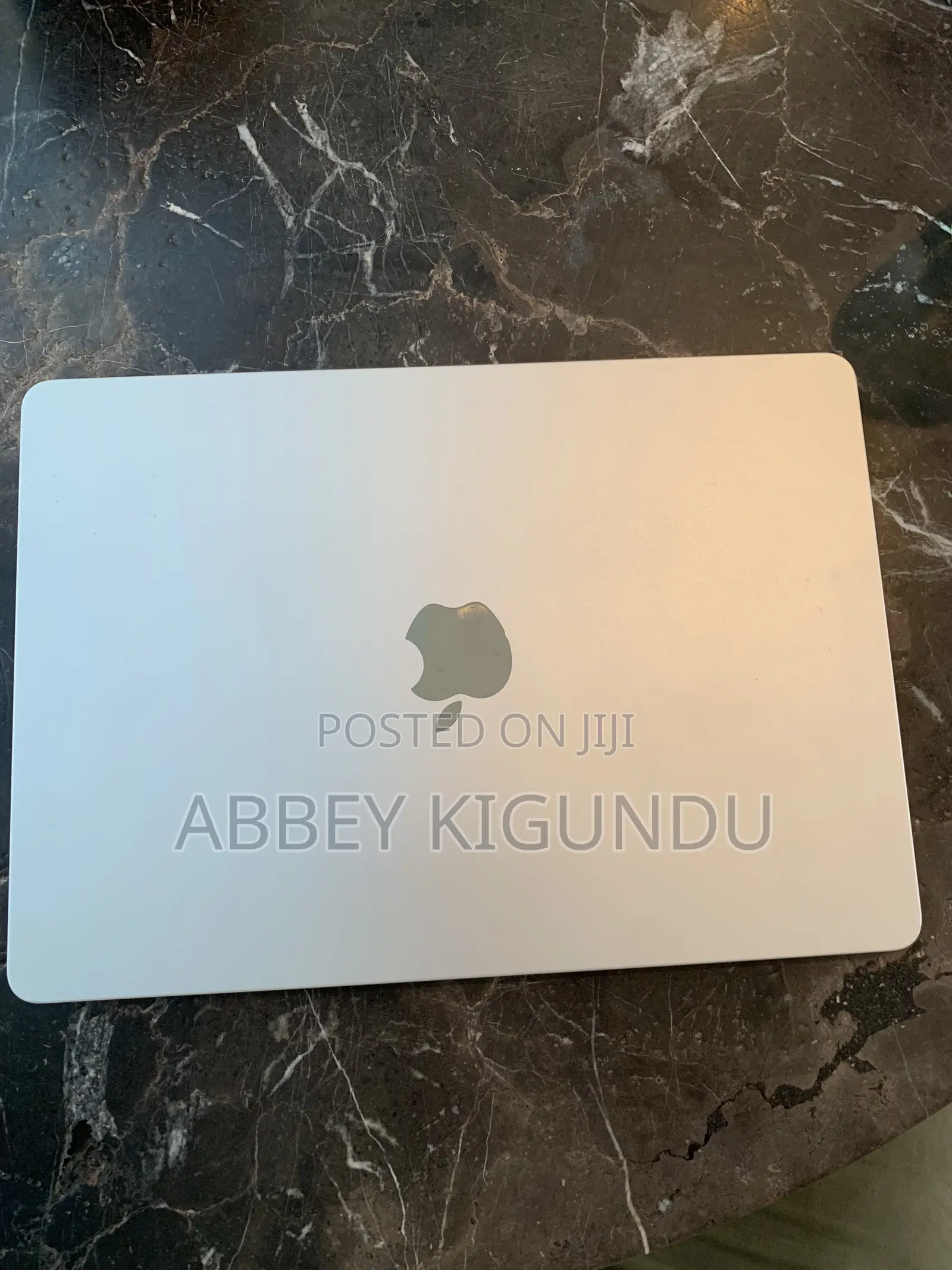 Laptop Apple MacBook Air 2024 M3 8GB Apple M3 SSD 256GB