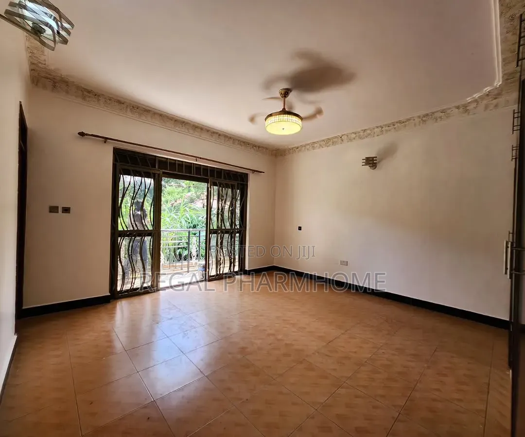 4bdrm Apartment in Sseguku Katale, Central Division for rent