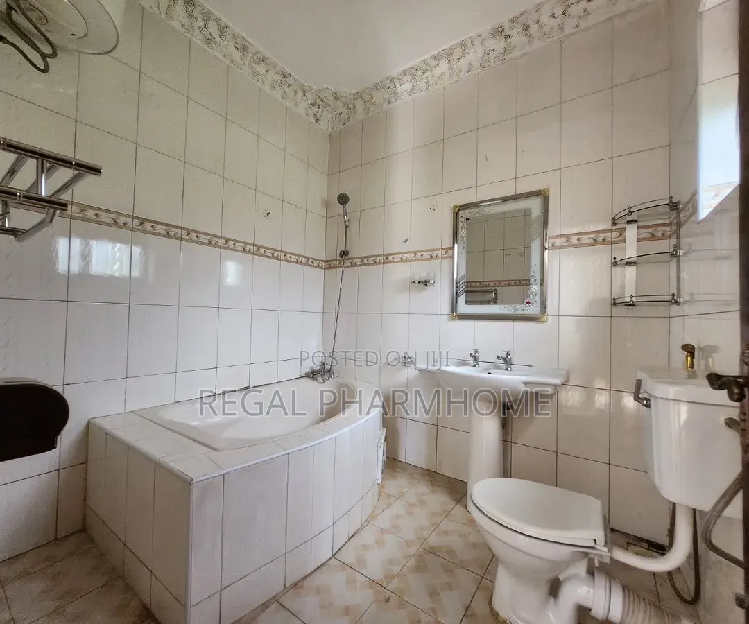 4bdrm Apartment in Sseguku Katale, Central Division for rent