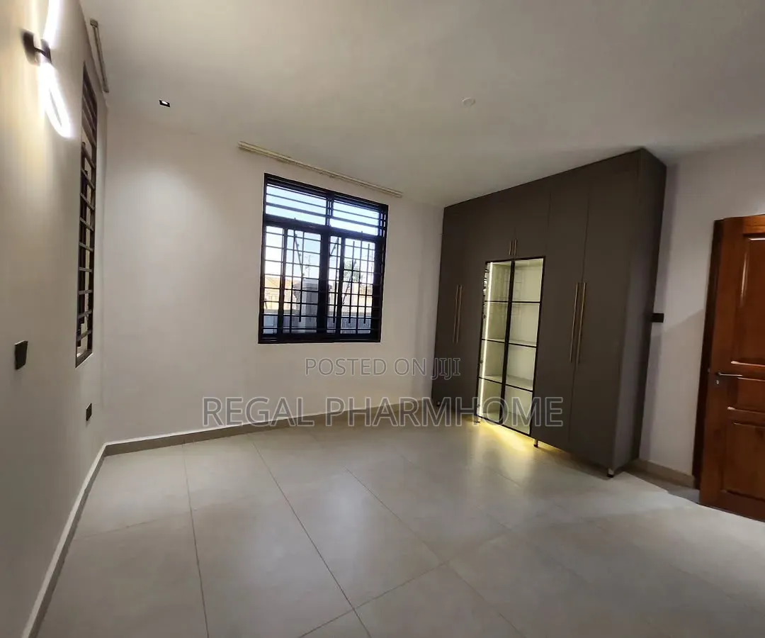 4bdrm Apartment in Sseguku Katale, Central Division for rent