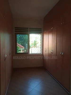 3bdrm Duplex in Ntinda, Central Division for rent
