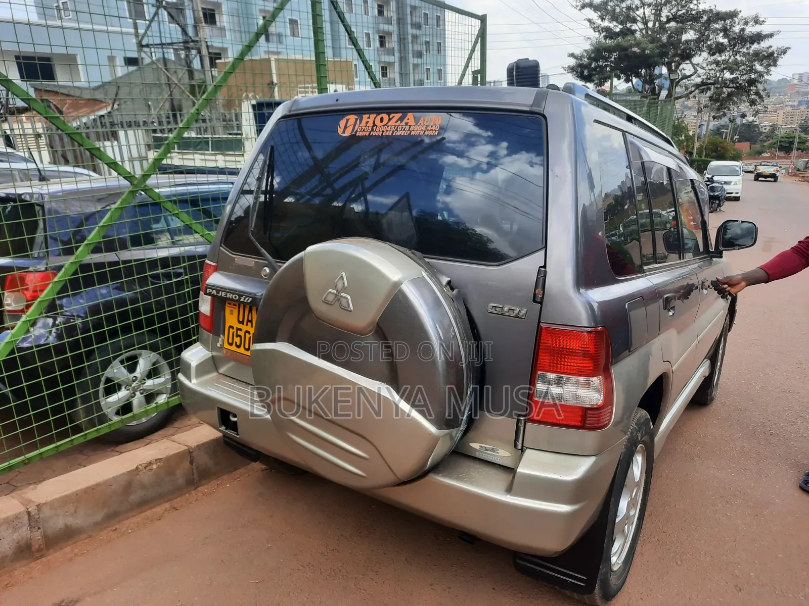Mitsubishi Pajero IO 2000 Silver
