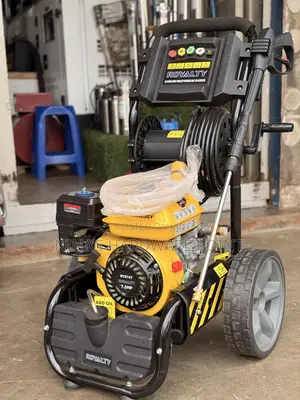 Gasoline Pressure Washer 3400psi Royalty