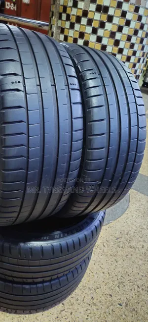 225/40r18 Foreign Michilline Tires