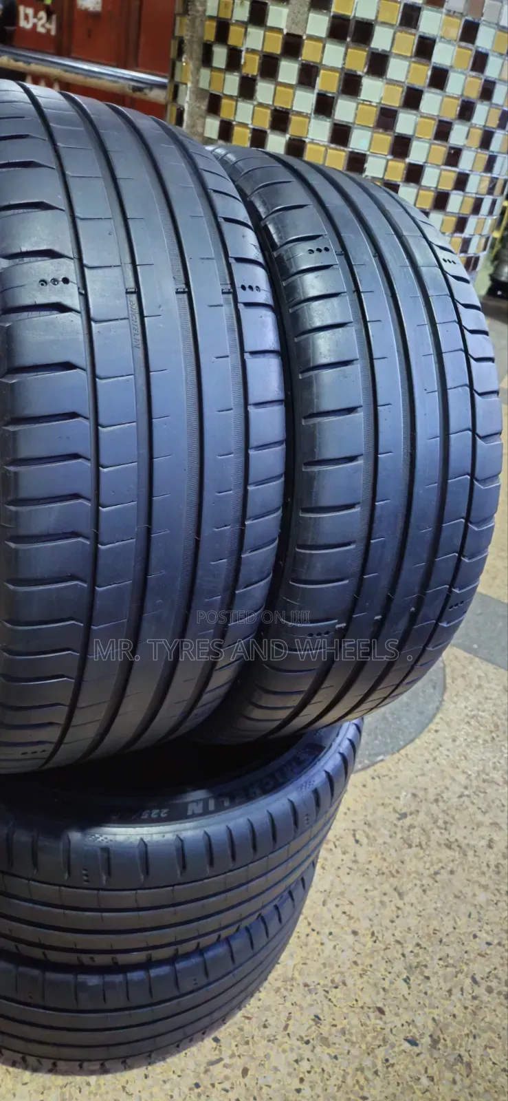 225/40r18 Foreign Michilline Tires