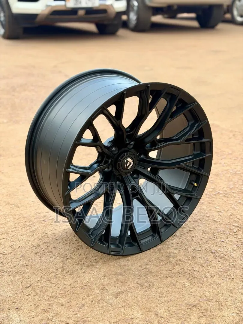 Size 20 Six Lugs